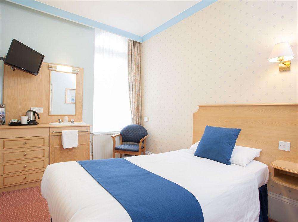 Tlh Derwent Hotel - Tlh Leisure, Entertainment And Spa Resort Torquay Bagian luar foto