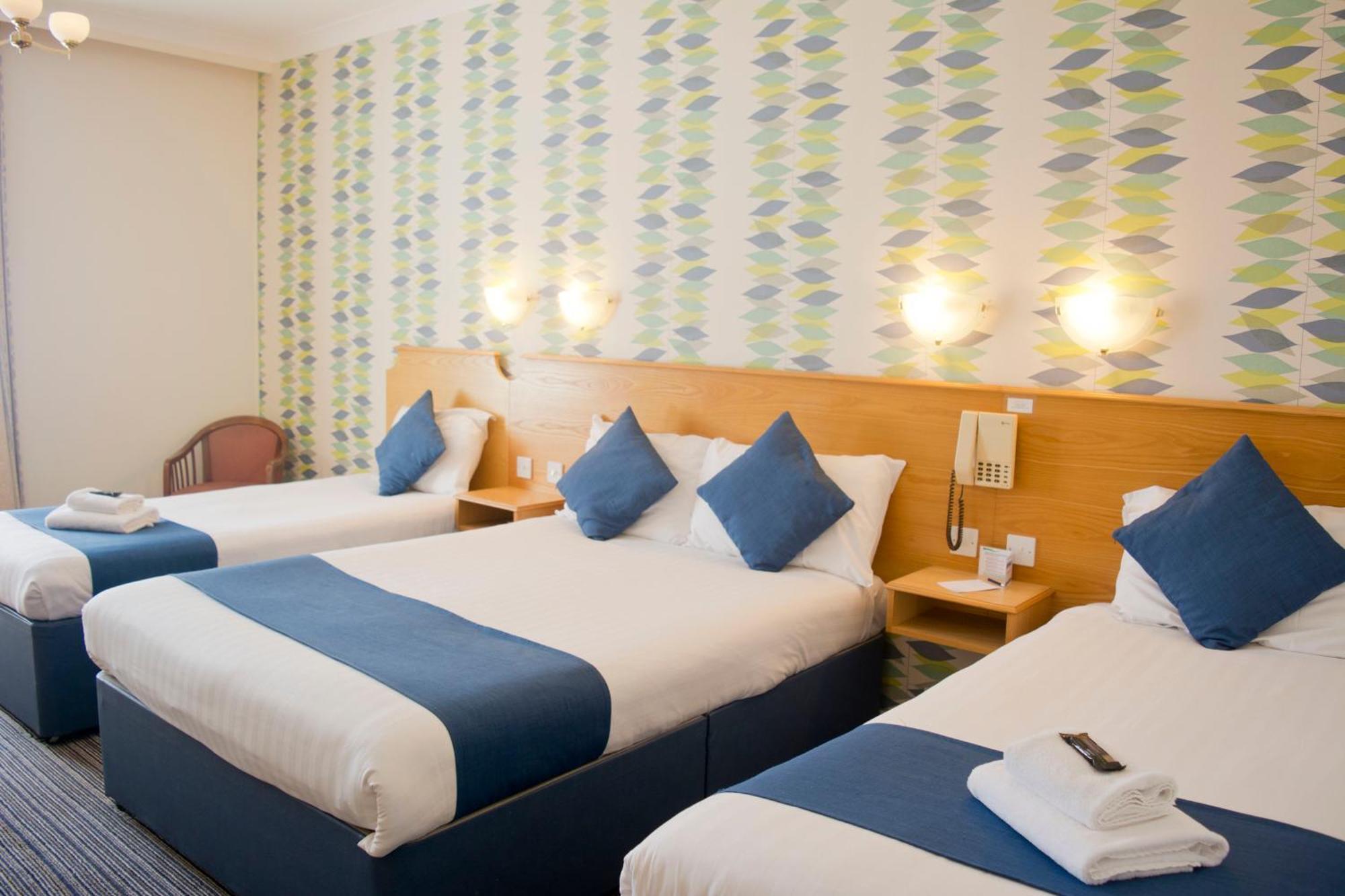 Tlh Derwent Hotel - Tlh Leisure, Entertainment And Spa Resort Torquay Bagian luar foto